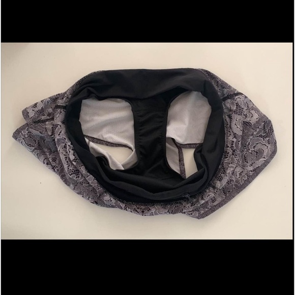 Lululemon Speed up Shorts Size 8 Florence Black/white - Picture 5 of 5